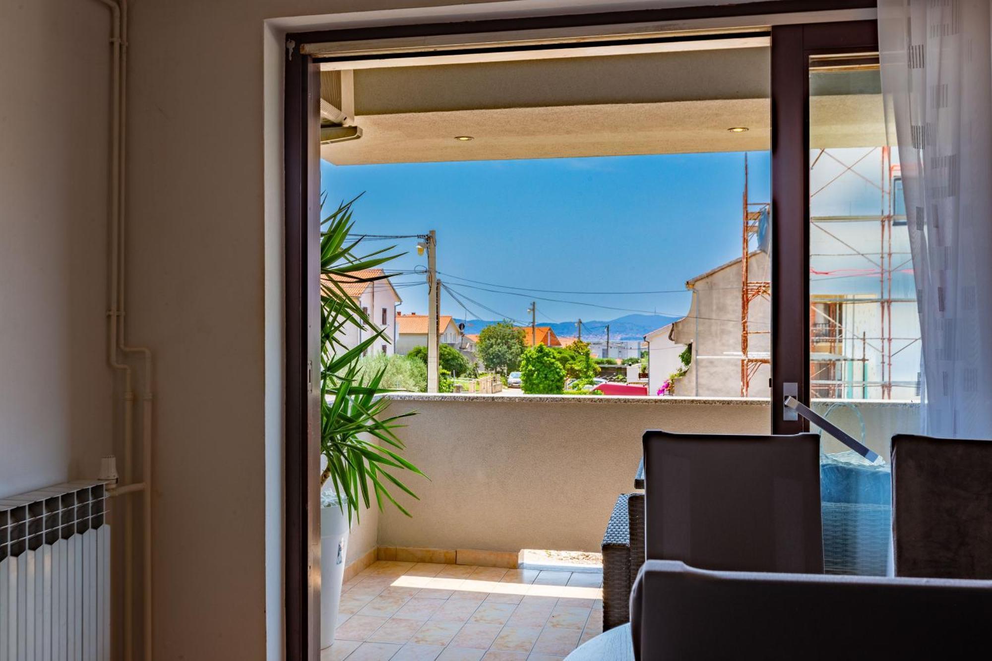זאדאר Katina Apartment With Private Pool מראה חיצוני תמונה