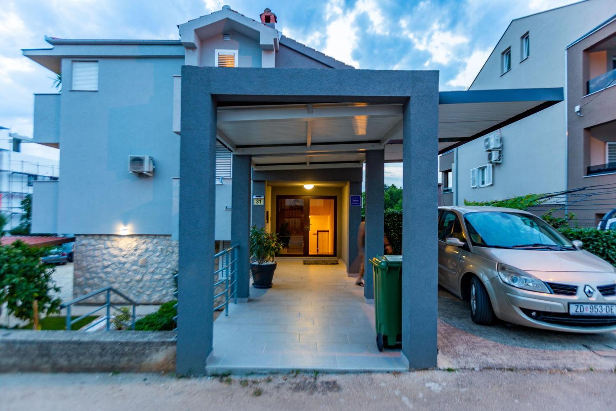 זאדאר Katina Apartment With Private Pool מראה חיצוני תמונה