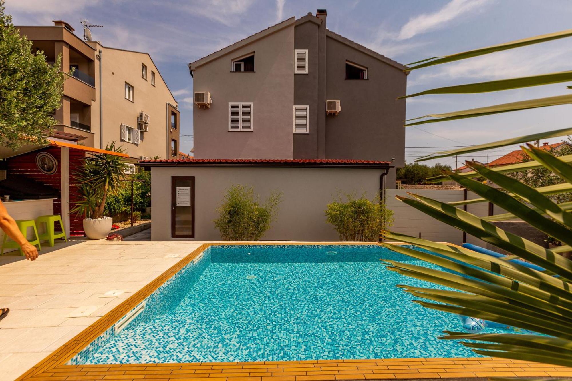 זאדאר Katina Apartment With Private Pool מראה חיצוני תמונה